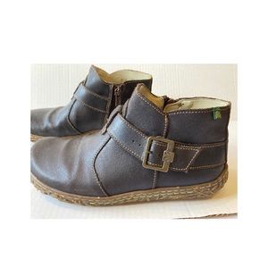 El Naturalista bootie. Brown leather, great condition size 37 (US 6.5)